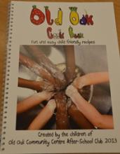 Old Oak Cook Book udformet af børn fra lokalområdet